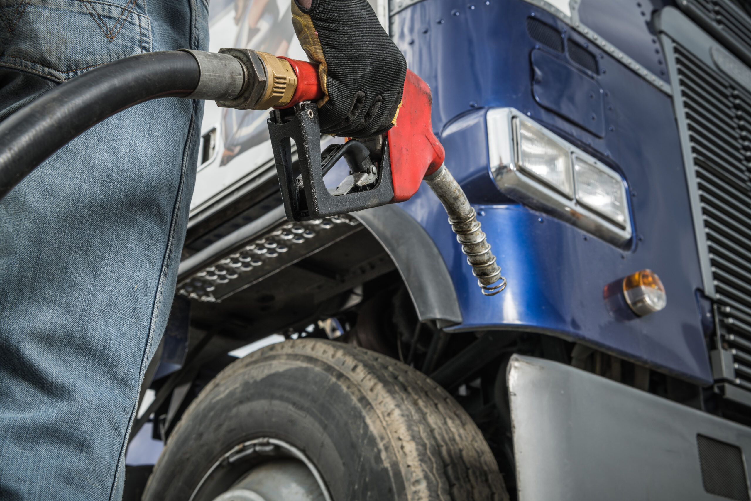 Revolutionizing Business Efficiency: The Power of Mobile Fueling